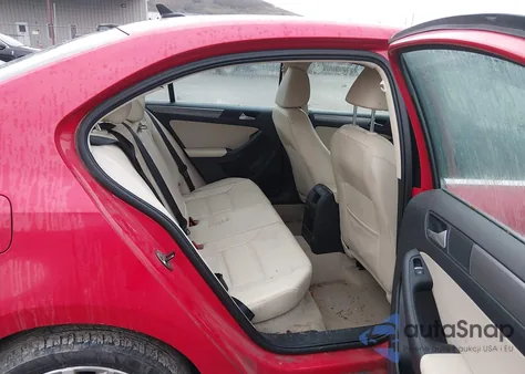 2013 Volkswagen Jetta 2.0L Tdi z USA, uszkodzony, nr VIN 3VWLL7AJ9DM393226